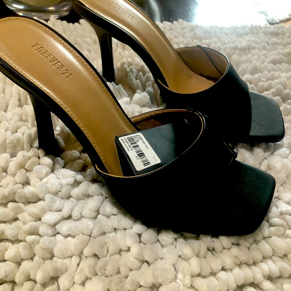 Black mules 8.5